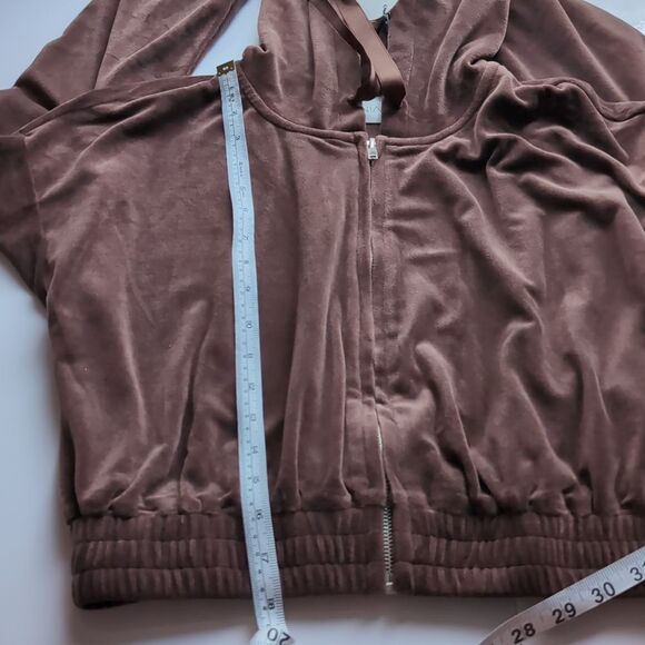 NWT Coffee Brown Velour Velvet Cropped Hoodie M Relaxed Fit - Picture 13 of 16